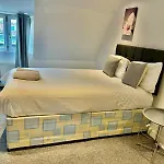 Large City Centre Room